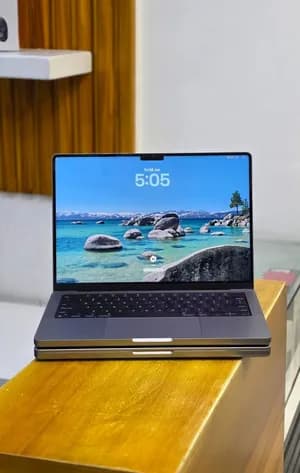 Apple MacBook Pro M1 Pro 14-inch
