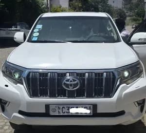 Toyota Landcruiser Prado VX-R 2022