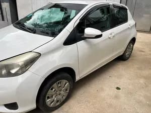 Toyota Yaris Compact 2012