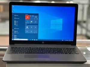 HP Notebook i7 8GB 1TB
