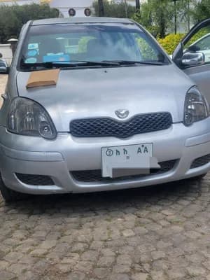 Toyota Vitz 2004