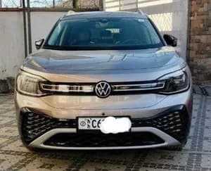 Volkswagen ID.6 Crozz Pro