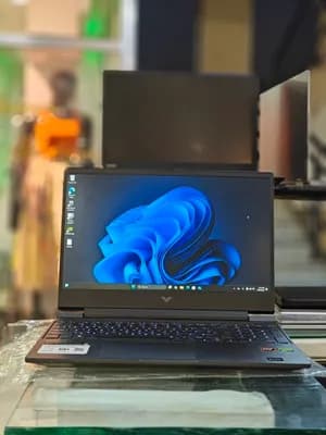 HP Victus 15 Ryzen 5 RTX 4050