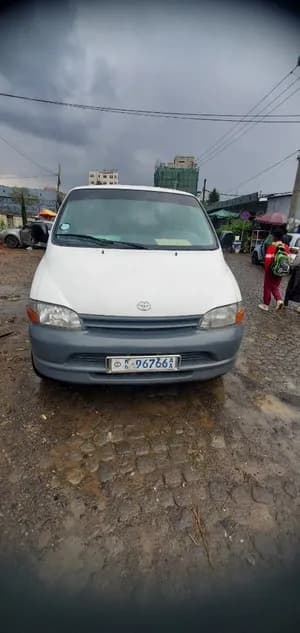 Toyota Hiace 2000 2L used