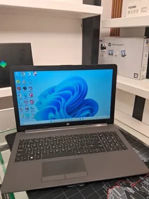 HP Notebook 15 i3 16GB 512GB SSD