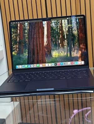 Apple MacBook Air M4 2025
