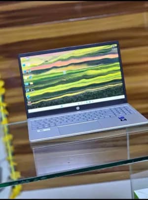 HP Notebook 15 i7 Laptop