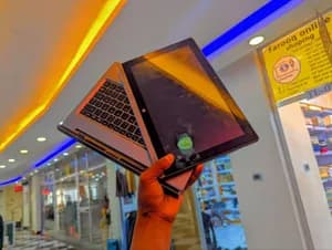 Intel Detachble 32GB 4GB