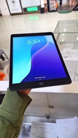 Apple iPad 8th Generation 32GB