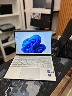 HP Pavilion Plus 14 Laptop