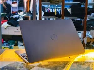Dell Latitude Laptop 10th Gen i5 8GB 512GB
