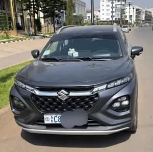 Suzuki Vitara Fronx Hybrid 2025