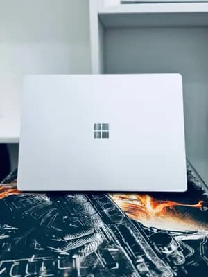 Microsoft Surface SLEEK 10th Gen 8GB RAM 512GB
