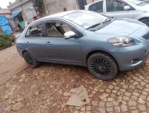 Toyota Yaris Belta 2010 1000CC