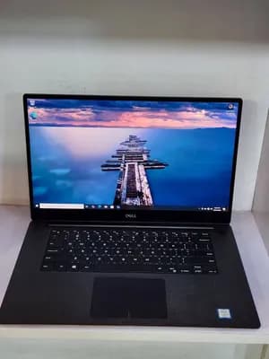 Dell Precision 5560 Laptop