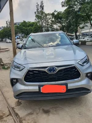 Toyota Highlander 2023 4th Gen Limited Hybrid
