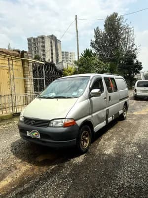 Toyota D4D 2005 Manual Van
