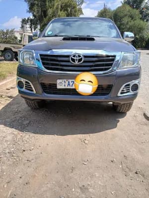 Toyota Hilux Kin-Cap