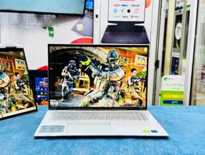 DELL INSPIRON 7706 2-in-1 512GB SSD 16GB RAM