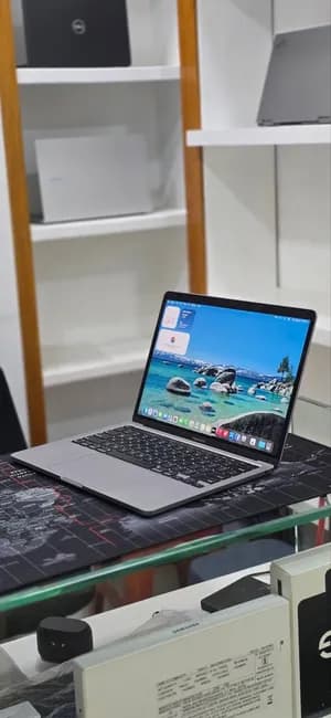 Apple MacBook Pro 13-inch M2 2022