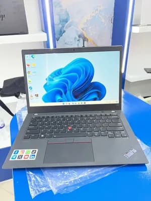 Lenovo ThinkPad T14s Gen 3 i7 32GB