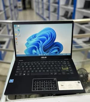 Asus 14 inch 64GB 4GB RAM used