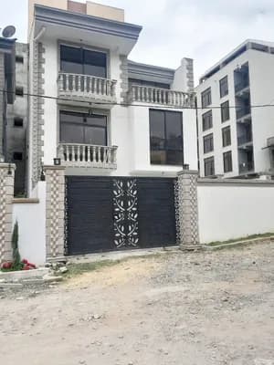 Modern G+2 House in Ayat