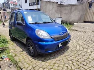 Toyota Yaris Verso 2000