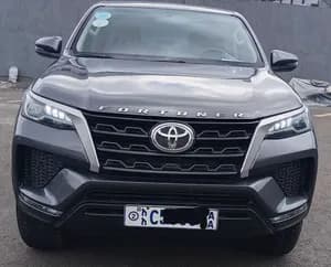 Toyota Fortuner VX 2022 4WD used