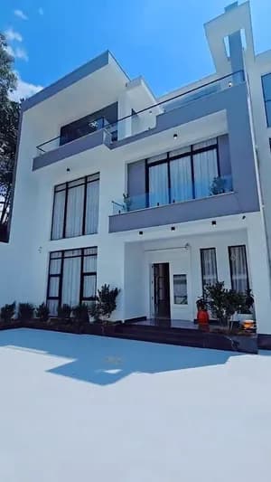 Modern G+2 Residential House 325sqm