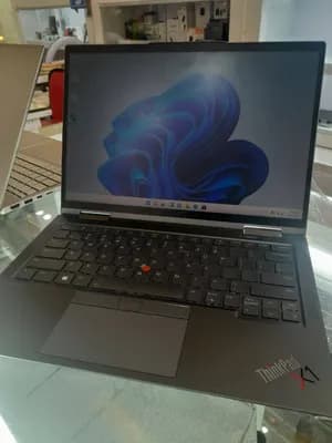 Lenovo X1 Yoga i7 32GB 512GB