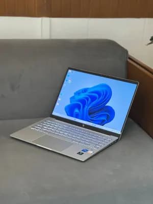 HP Pavilion Plus 14 Core i5