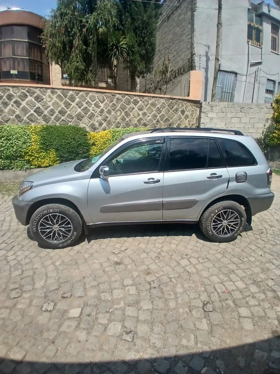 Listing photo 8