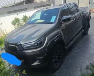 Toyota Hilux invisible Double cup