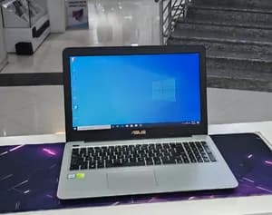 ASUS Laptop Core i5 8GB 500GB