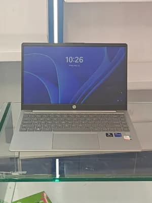 HP Notebook 14.1 i7 16GB 1TB