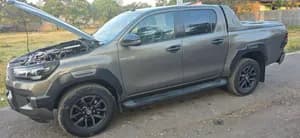 Toyota Hilux Invincible Double Cab 2021
