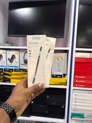Go-Des Retractable Touchscreen Pen