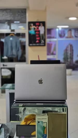 Apple MacBook Pro 2017