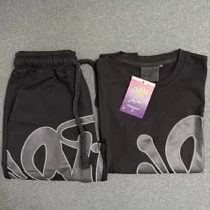 Syna world short and shirt