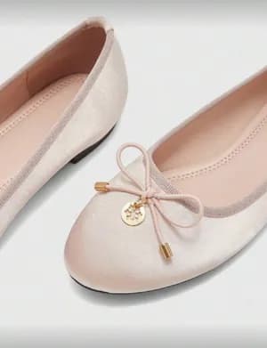 Plain bow ballerina flat