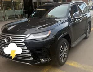 Lexus'600 2023 model
