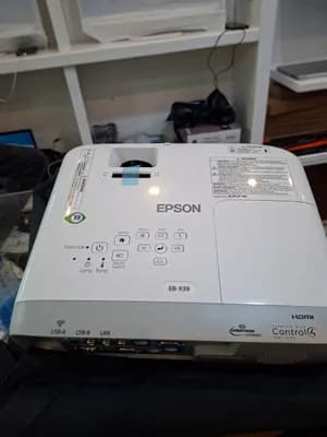 EPSON Projector EB-x39