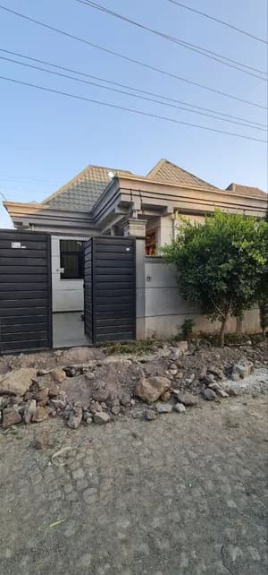 Villa House for Sale Summit