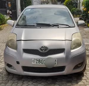 Toyota Yaris Compact 2009 1000cc used
