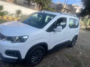 Peugeot Rifter 2019 Diesel Manual