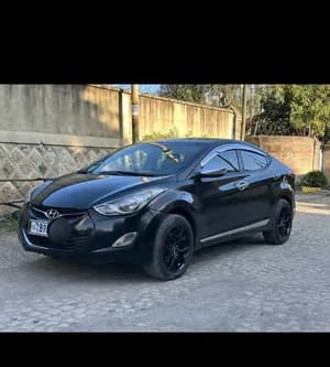 Hyundai Elantra 2012