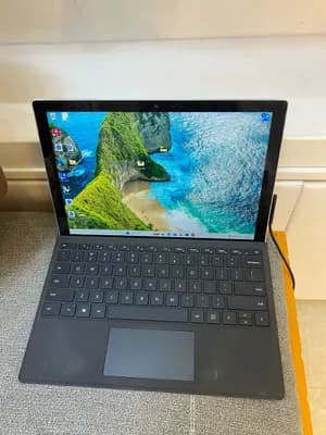 Microsoft Surface Pro 7 i7 16GB 512GB