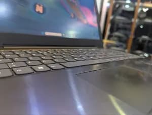 Lenovo ideapad V330 8GB 1TB 15.6in