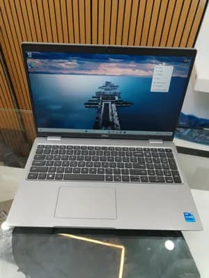 Dell Latitude 5540 16GB 512GB